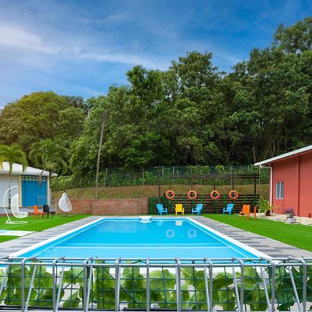 מלון Putra Sentosa Retreat Camp, Sematan מראה חיצוני תמונה