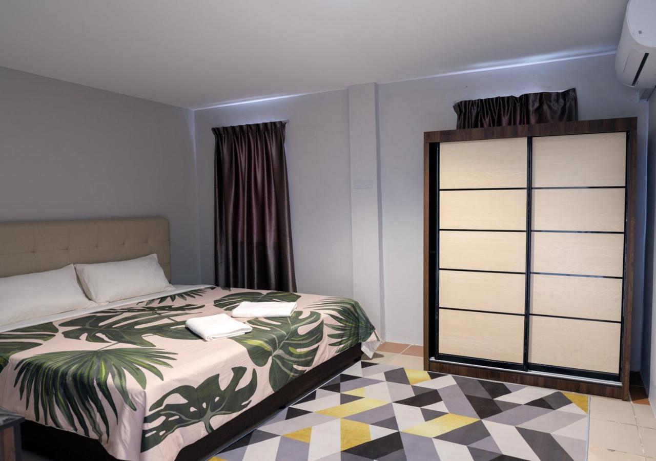 מלון Putra Sentosa Retreat Camp, Sematan חדר תמונה